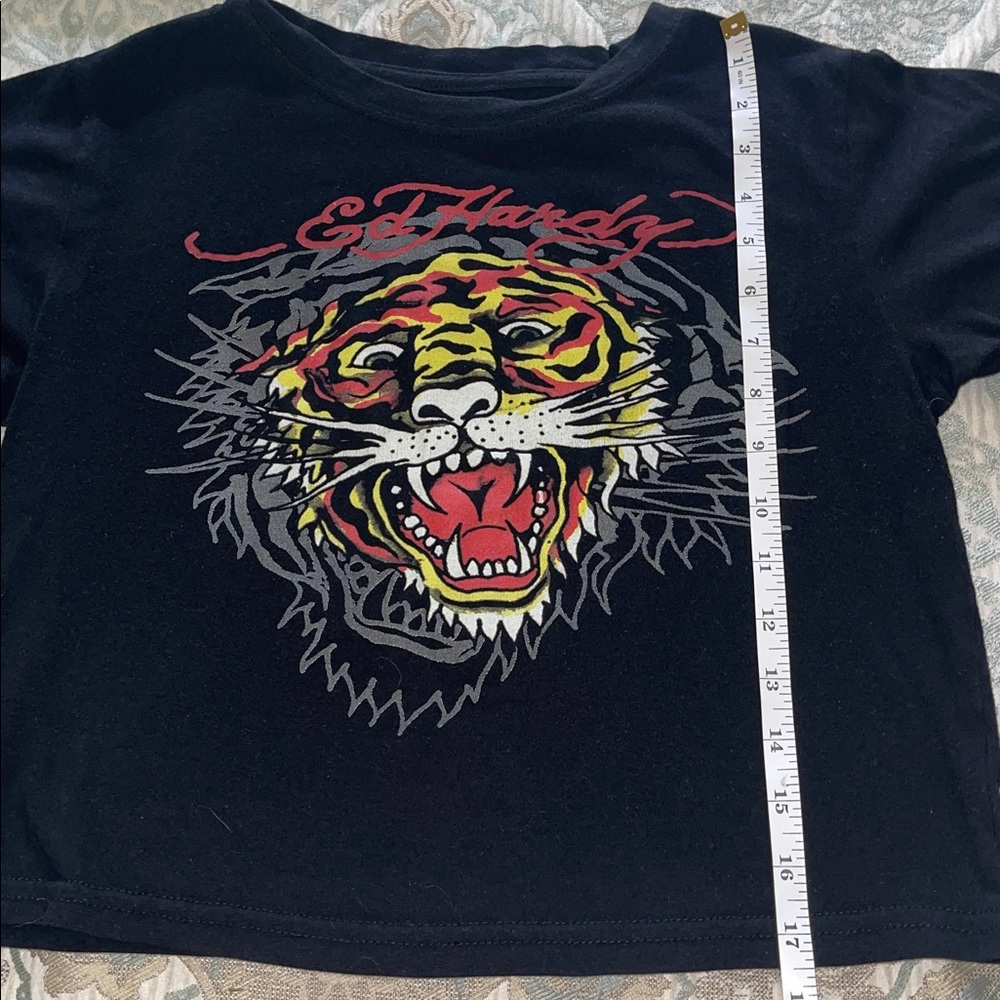 Ed Hardy Black Tee with Fierce Tiger Graphic - Picture 3 of 4